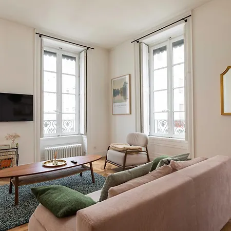 Appartement Luminous 2br 4p - Bellecour Place Ampere Lyon