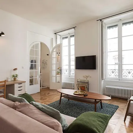 Luminous 2br 4p - Bellecour Place Ampere Apartment Lyon
